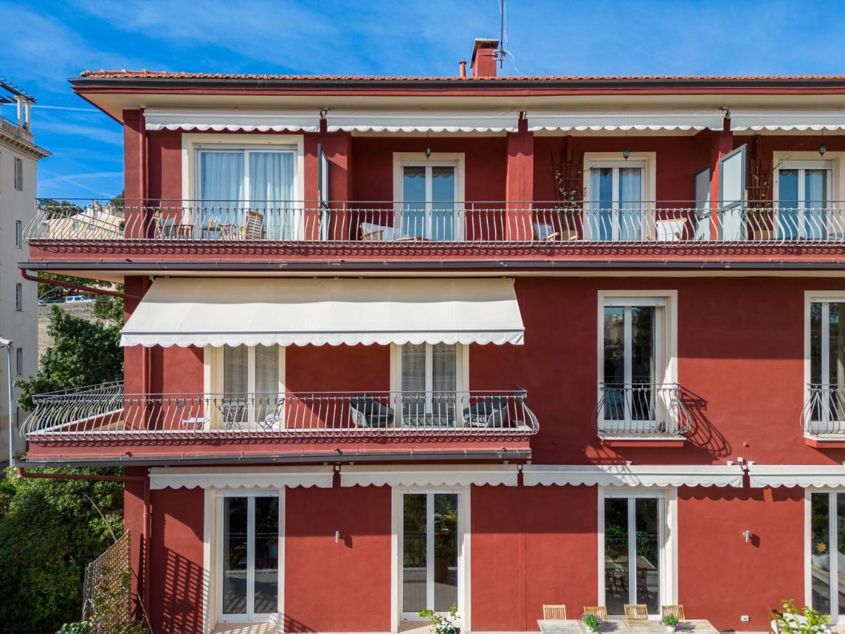La Fabrique A Poupees - Chambres Et Appartements De Charme Au Coeur De Menton Buitenkant foto